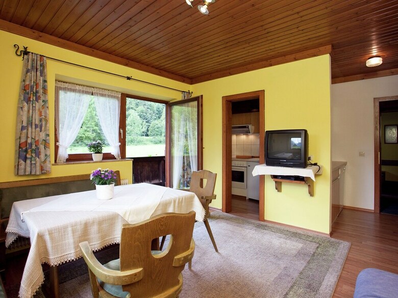 Modern Apartment In Sankt Martin Bei Lofer With Garden