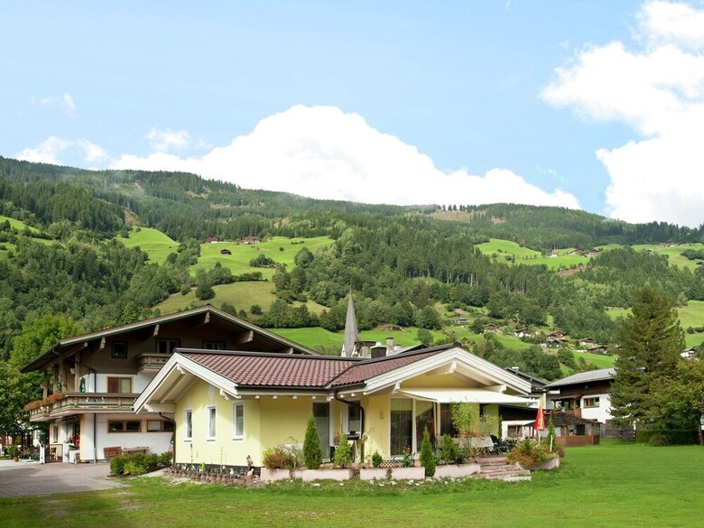 Cosy Chalet In Bramberg Am Wildkogel With Fireplace