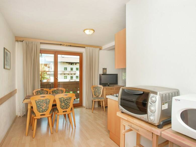 Comfortable Apartment In Saalbach-hinterglemm Near Ski Area
