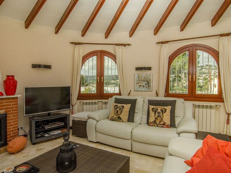Gorgeous Villa With Private Pool And Near Golf Course And Beach
