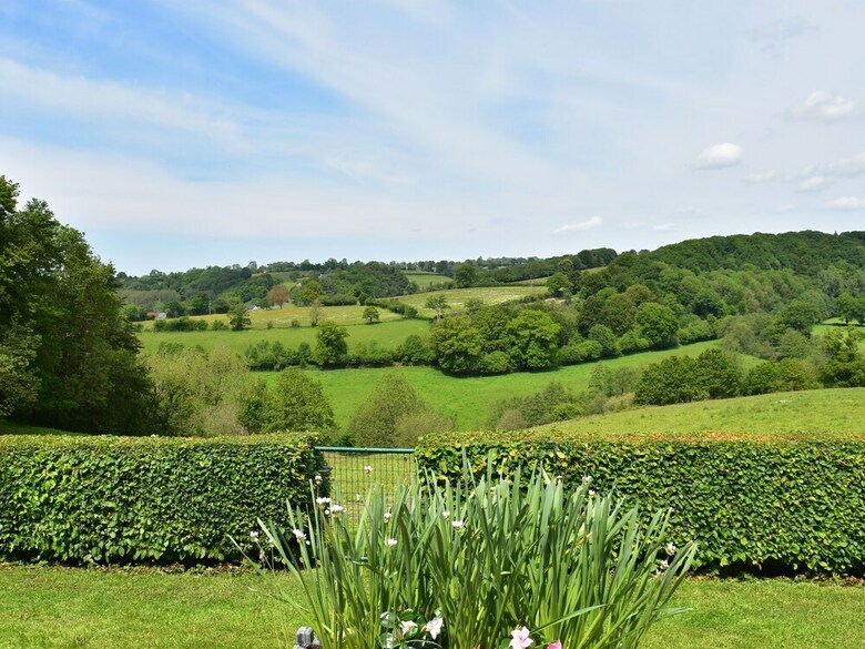 Lovely Holiday Home Amidst Meadows In Sourdeval-les-bois