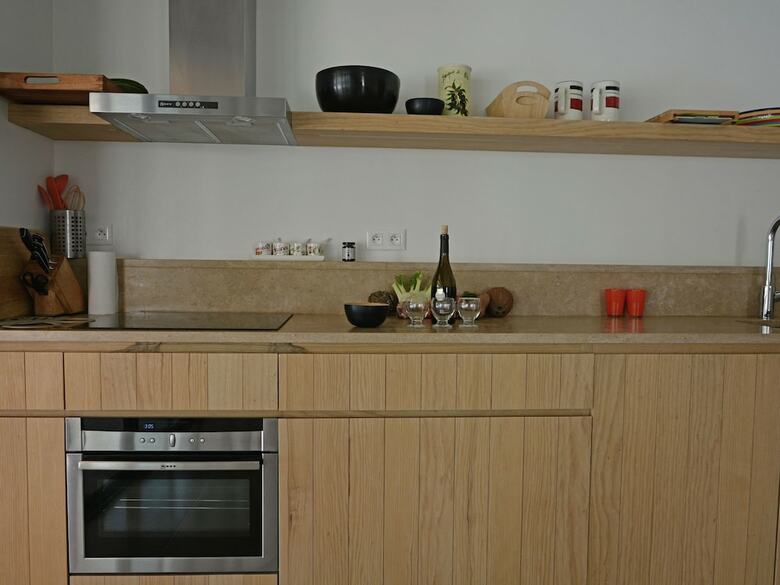 Vibrant Villa In Malauc�ne With Private Garden
