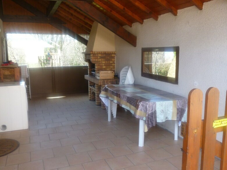 Large And Cosy Chalet, Beautiful Surroundings