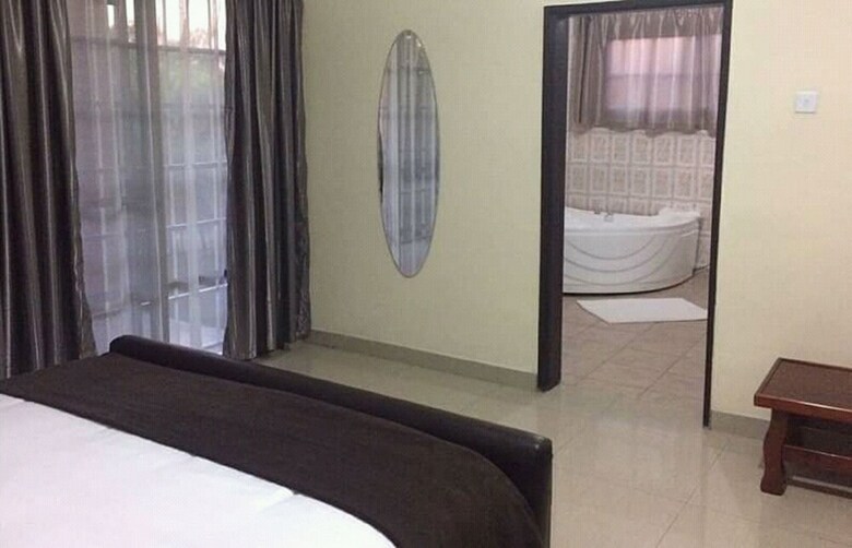 Hotel Martco Lodge