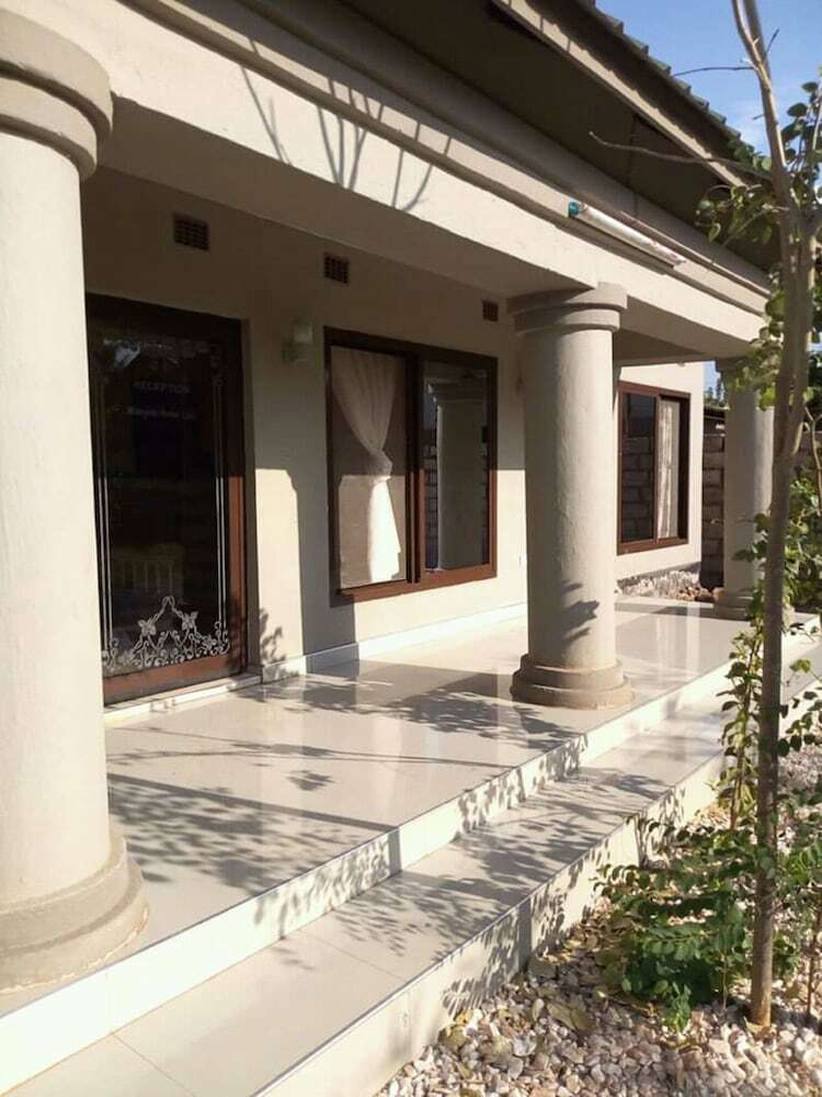 Manjazi Hotels