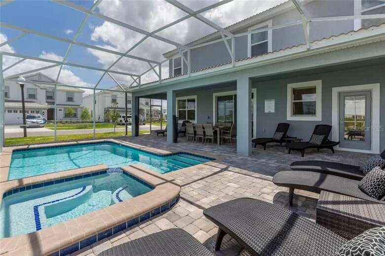 Villa Simply Comfort.luxury 8bd 5ba House.pool