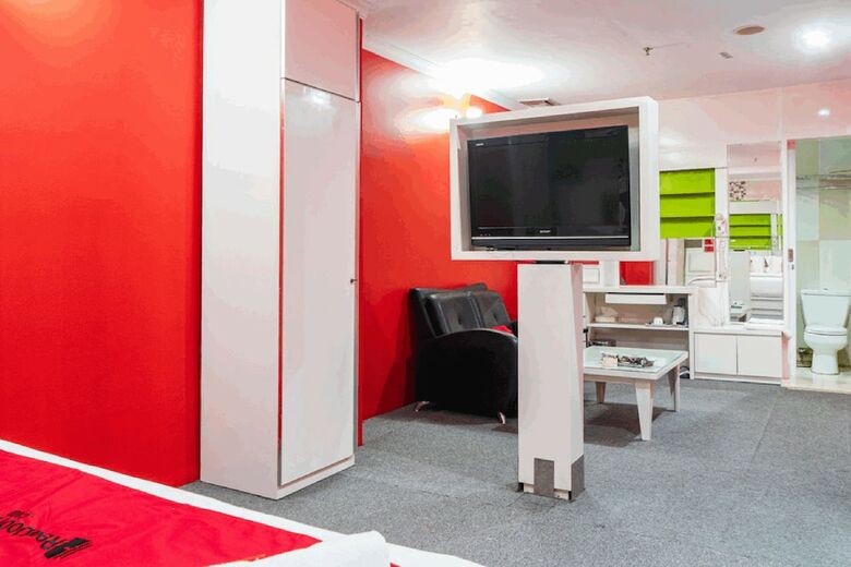 Hotel Reddoorz Plus Near Exit Toll Cikarang Barat 4