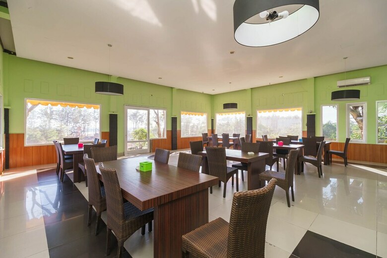 Reddoorz @ Hotel Putri Gading Bengkulu