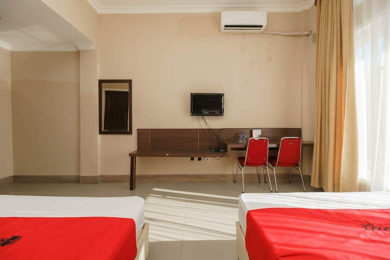 Reddoorz @ Hotel Putri Gading Bengkulu