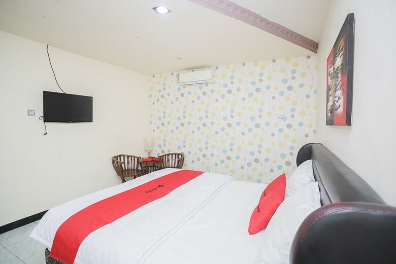 Hotel Reddoorz Near Bundaran Garuda 2