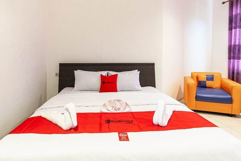 Hotel Reddoorz @ Jalan Sei Mencirim Medan