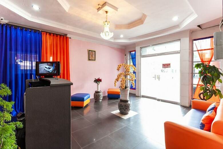 Hotel Reddoorz @ Jalan Sei Mencirim Medan