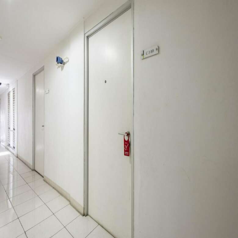 Reddoorz Apartment @ Green Bay Pluit