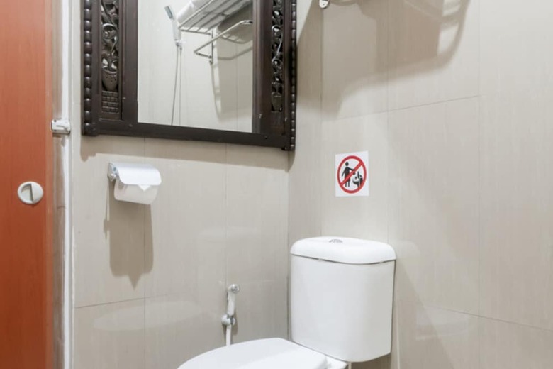 Hotel Reddoorz Syariah Plus Near Trans Studio Cibubur