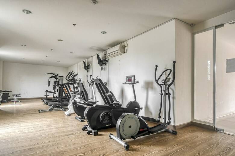 Hotel Reddoorz Apartment @ Treepark Bsd