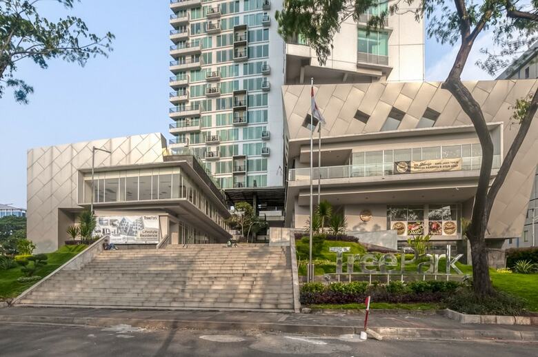 Hotel Reddoorz Apartment @ Treepark Bsd