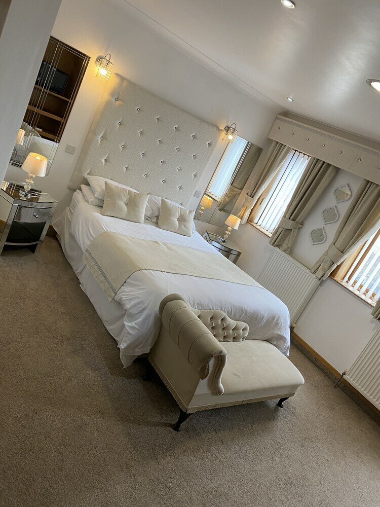 The Bessemer Hotel Carvery And Grill