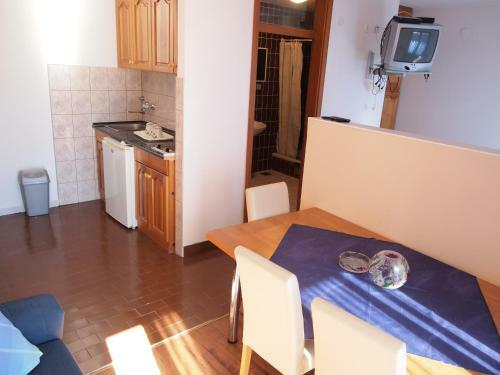Apartments Adria