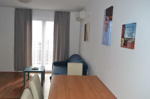 Apartments Adria