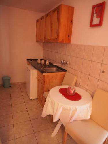 Apartments Adria