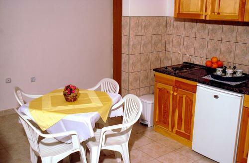 Apartments Adria