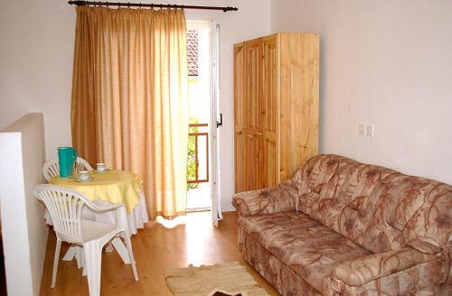 Apartments Adria