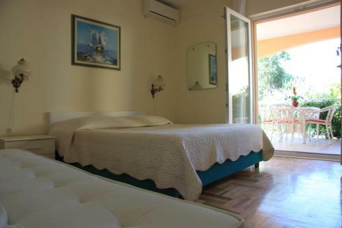 Apartments Iva