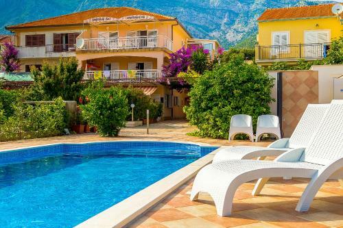 Apartments Iva