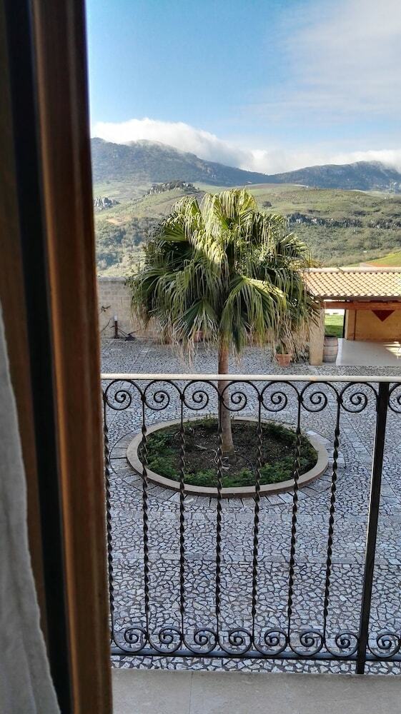 Hotel Agrirelais Baglio Di Pianetto