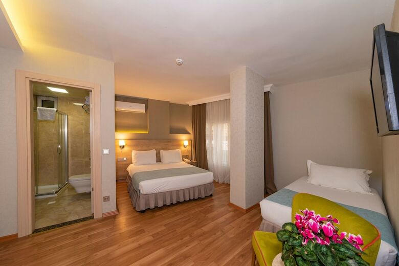 Sunlight Hotel