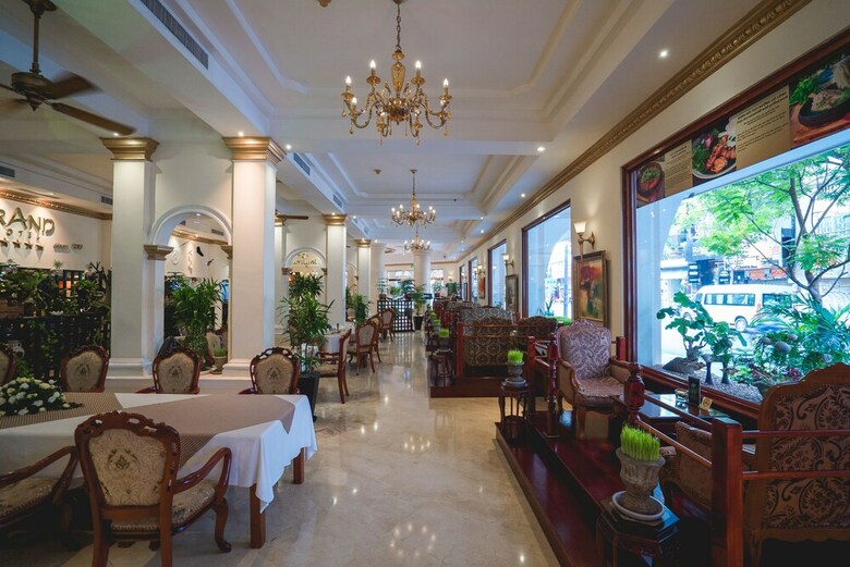 Grand Hotel Saigon