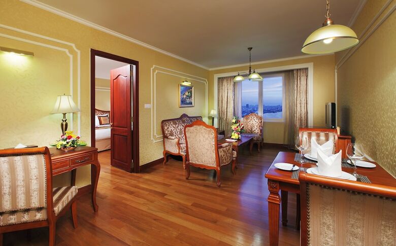 Grand Hotel Saigon