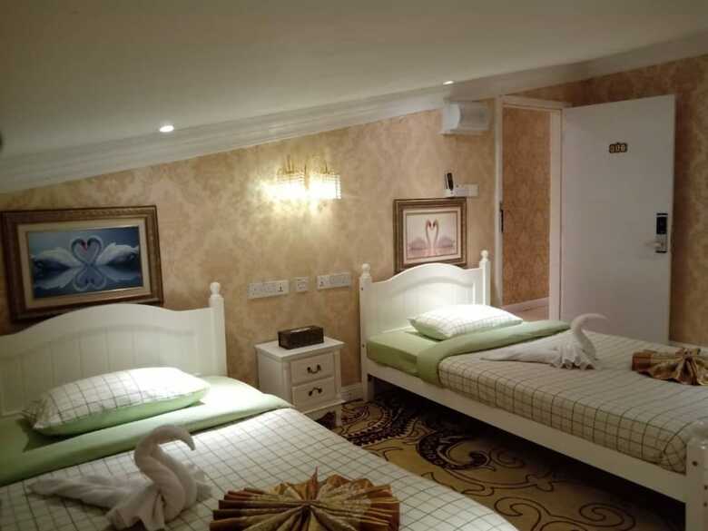 Hotel Spot On 89947 Champs Elysees