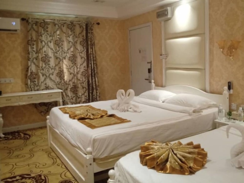 Hotel Spot On 89947 Champs Elysees