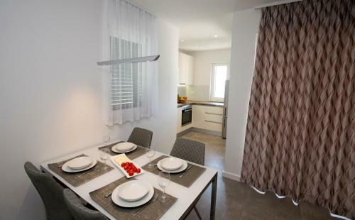 Apartments Lanterna