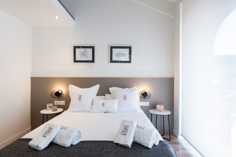 Apartamentos Petit Luxe Tobella
