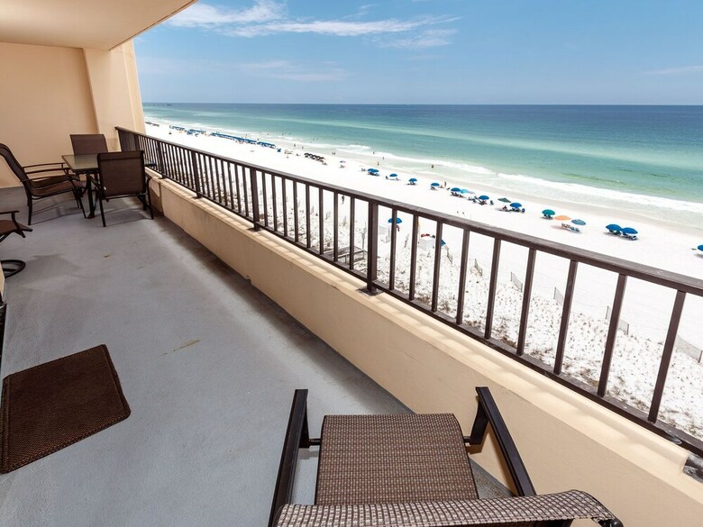 Surf Dweller 709 By Brooks And Shorey Resorts