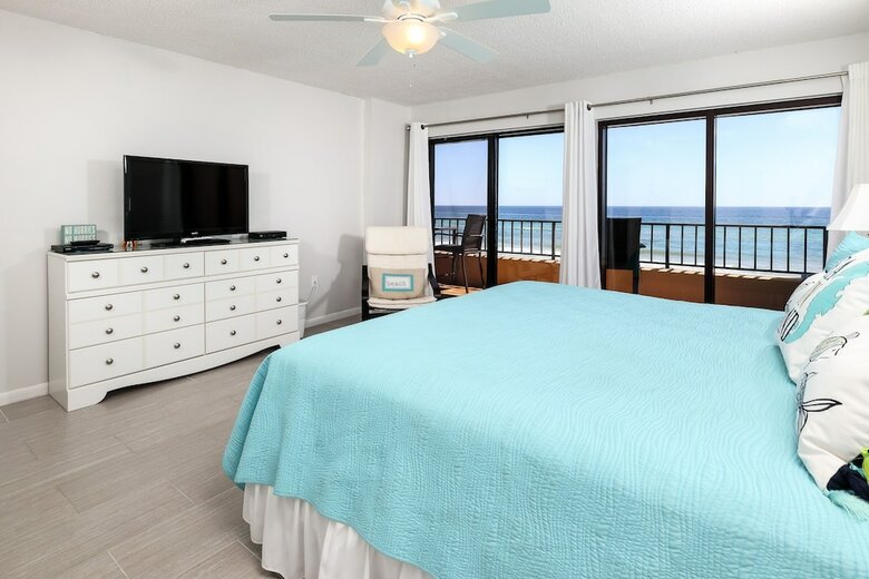 Surf Dweller 411 By Brooks And Shorey Resorts