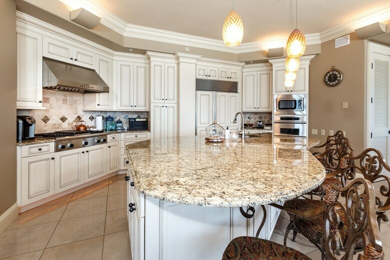 South Beach 501 By Brooks And Shorey Resorts