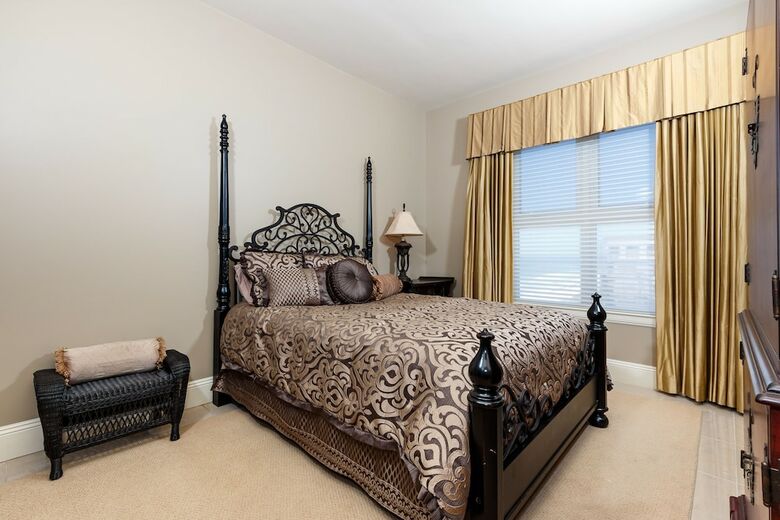 South Beach 501 By Brooks And Shorey Resorts