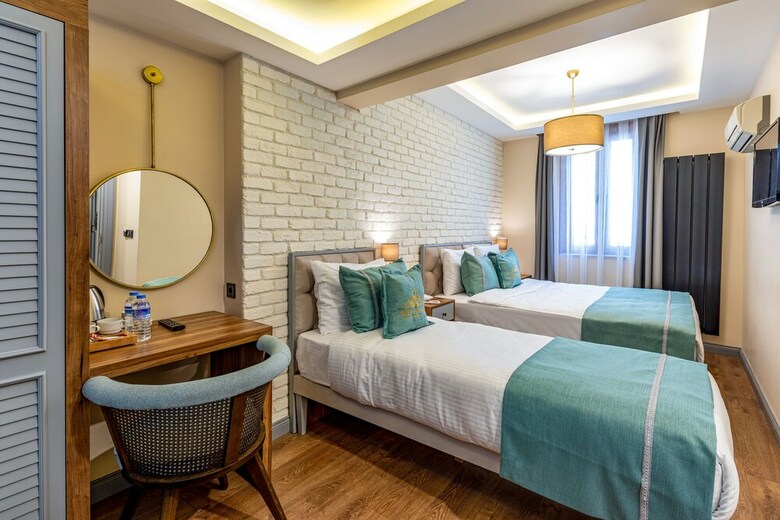 Interstar Hotel