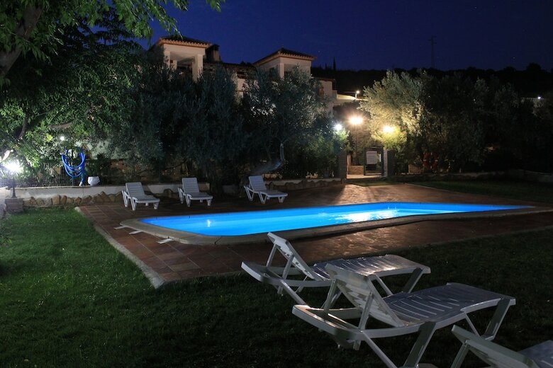 Aparthotel Apartamentos La Suerte