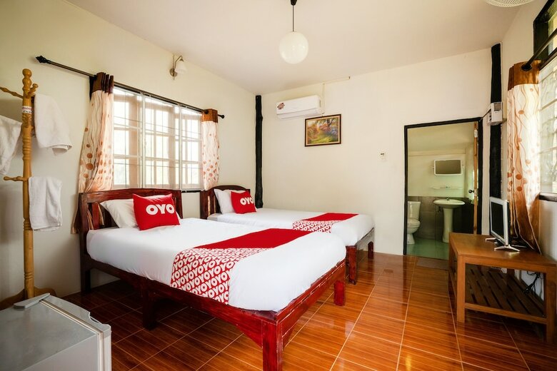 Hotel Oyo 766 Zompo Baan Din Resort
