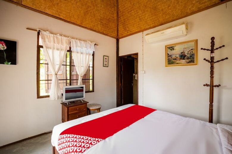 Hotel Oyo 766 Zompo Baan Din Resort