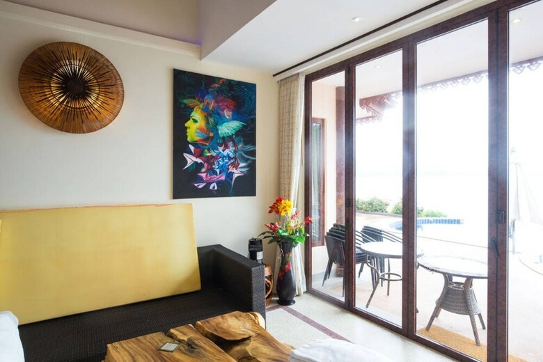 11 Bedroom Sea Front Triple Villas Koh Phangan