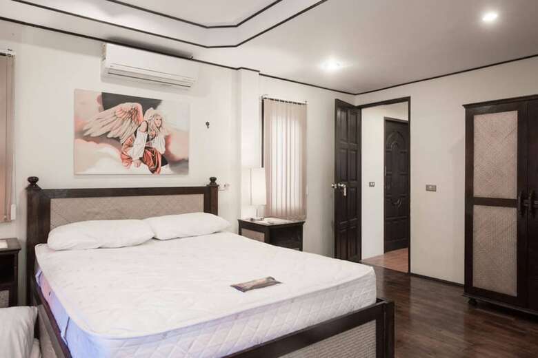 11 Bedroom Sea Front Triple Villas Koh Phangan
