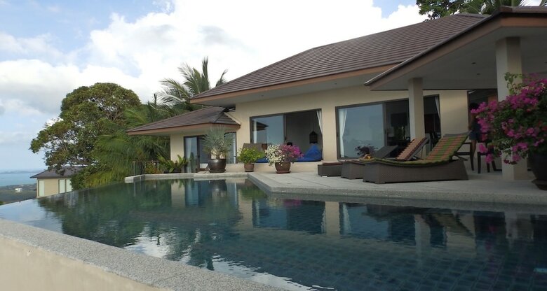 17 Bedroom Sea Front Triple Villas Angthong Hills