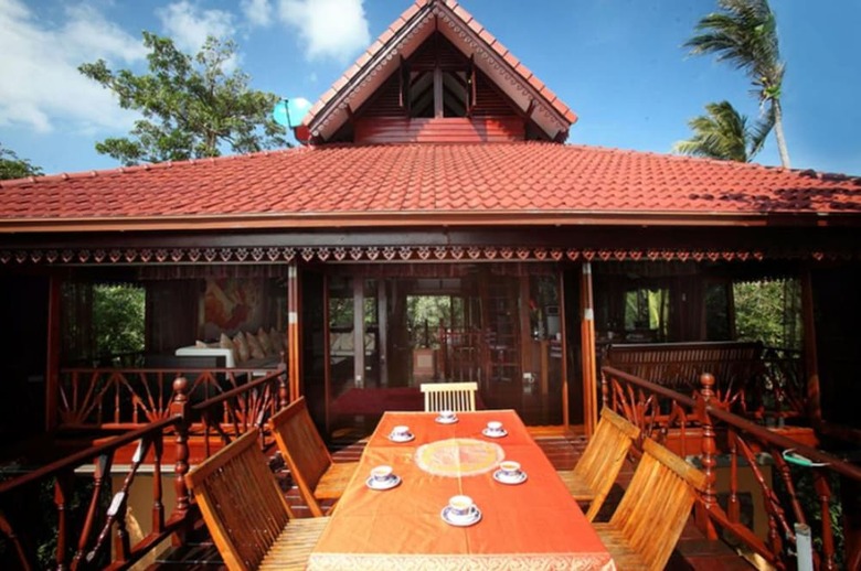 10 Bedroom Sea Front Twin Villa Koh Phangan