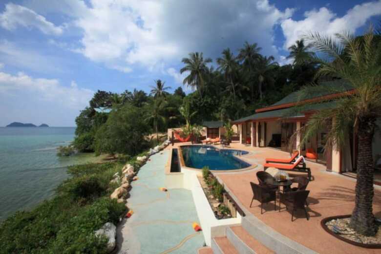 8 Bedroom Sea Front Twin Villa Koh Phangan