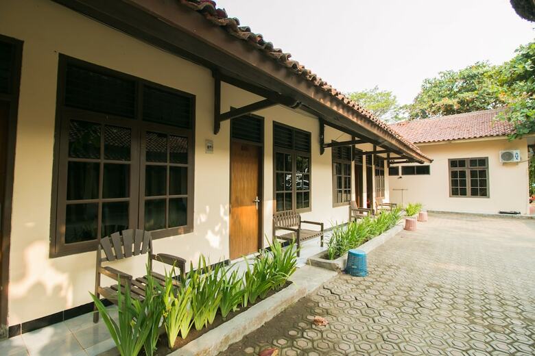 Hotel Oyo 937 Mahessa Indah Homestay